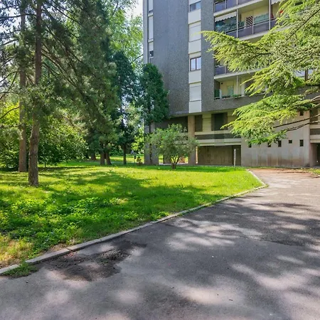 Guesthost - San Antonio Garden Flat With Terrace Padova