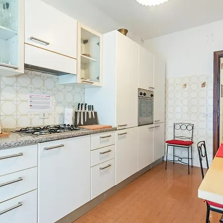S.antonio Garden Flat With Terrace Apartman